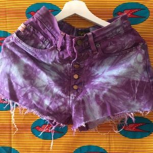 Tie die Shorts 💜